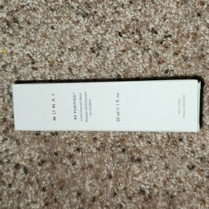 Monat BE PURIFIED Cold Charcoal Mask